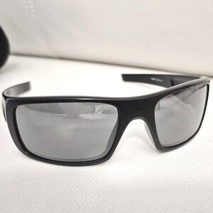 Oakley Crankshaft Black Iridium Polarized Lenses Matte Black Frame Authentic NEW